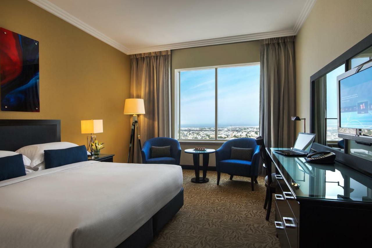 ทาวเวอร์ โรตานา Hotel ดูไบ ภายนอก รูปภาพ